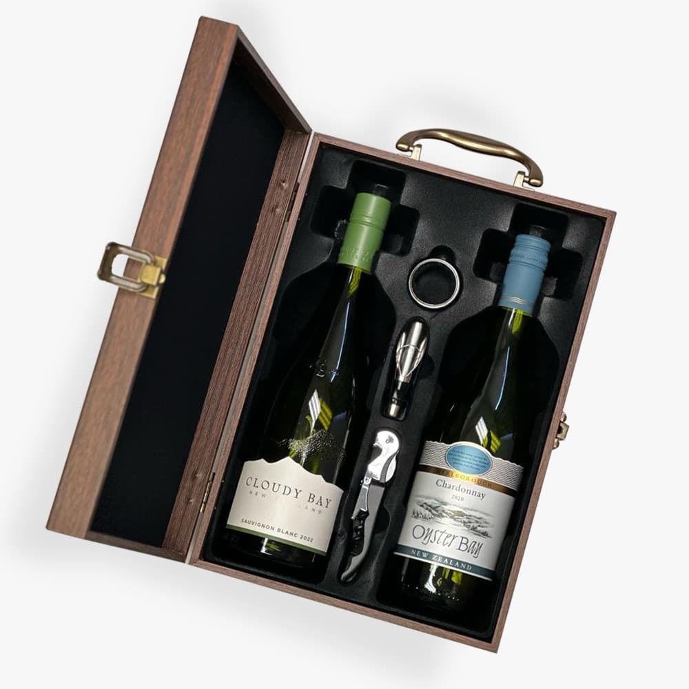 Cloudy Bay & Oyster Bay White Wine Gift Set