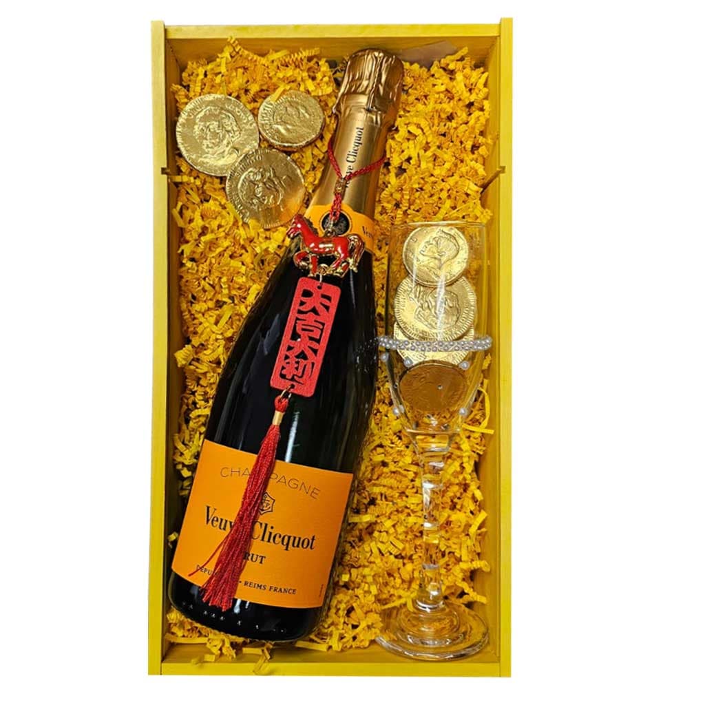 Veuve Clicquot Champagne Lucky Charm Gift Box
