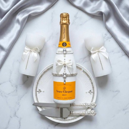 Veuve Clicquot Wedding Champagne Tableware Gift Set
