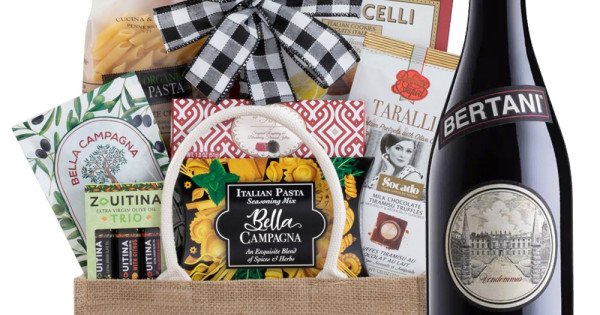 Bertani Amarone & Italian Gourmet Basket