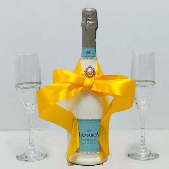 Hand Painted Sparkling Wine And Flutes Gift Set
