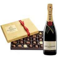 Moet & Chandon Impérial Brut Champagne And Godiva 26 Pc Chocolate Gift Set