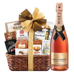 Bon Appetit Gourmet Gift Basket With Moet Chandon Nectar Imperial Rose Bon Appetit Gourmet Gift Basket With Moet Chandon Nectar Imperial Rose
