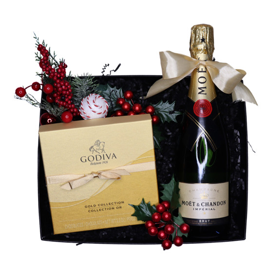 Moet & Chandon Christmas Special Gift Basket Moet & Chandon Christmas Special Gift Basket