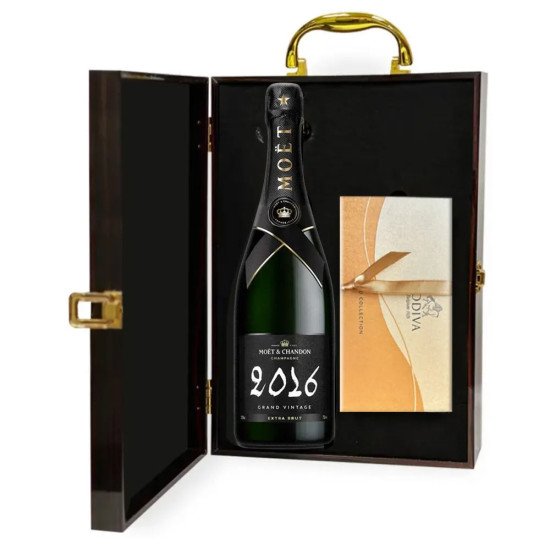 Moet & Chandon Vintage 2016 With Godiva Chocolate Gift Box