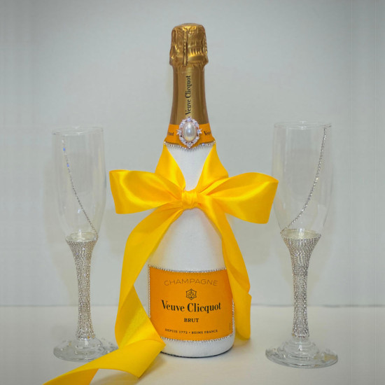 Hand-Painted Veuve Clicquot Champagne & Crystal Toast Flutes Set Hand-Painted Veuve Clicquot Champagne & Crystal Toast Flutes Set