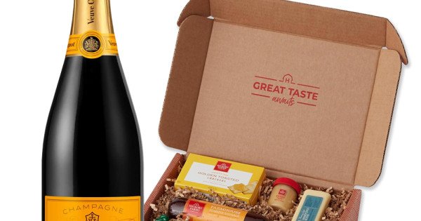 Taittinger & Veuve Clicquot シャンパン2本セット veuve-clicquot-and-cheese-gift