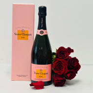 Veuve Clicquot Rose Champagne And Flowers Gift Set