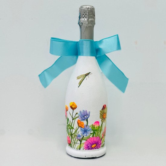 La Marca Prosecco Summer Celebration Edition La Marca Prosecco Summer Celebration Edition
