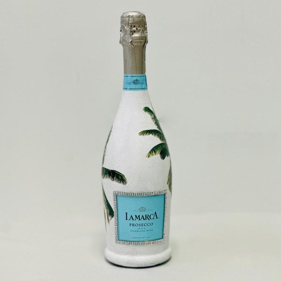 La Marca Prosecco Summer Celebration Edition La Marca Prosecco Summer Celebration Edition