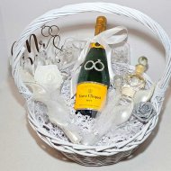 Veuve Clicquot Infinity Wedding Gift Basket