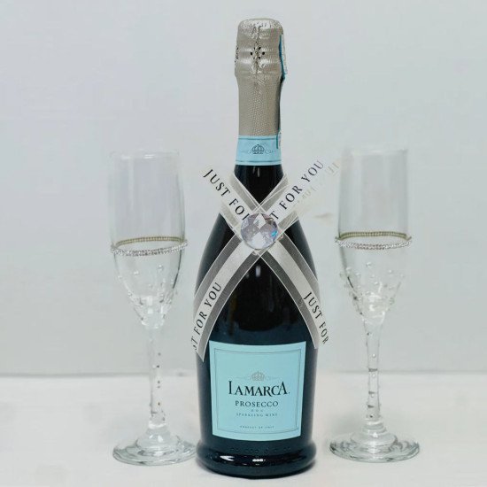 Sparkling Wine Gift Set with Crystal Champagne Flutes