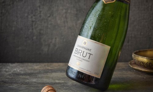 Brut Champagne 101: Meaning, Taste, Sweetness & Food Pairings