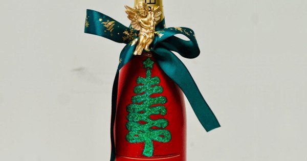 christmas-design-hand-painted-
