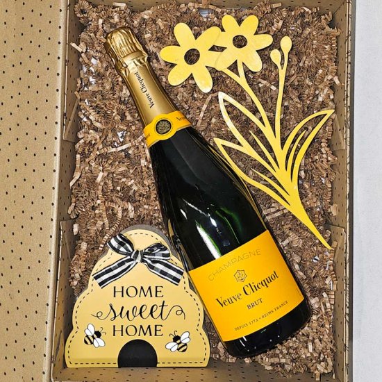 Veuve Clicquot Home Sweet Home Spring edition Veuve Clicquot Home Sweet Home Spring edition