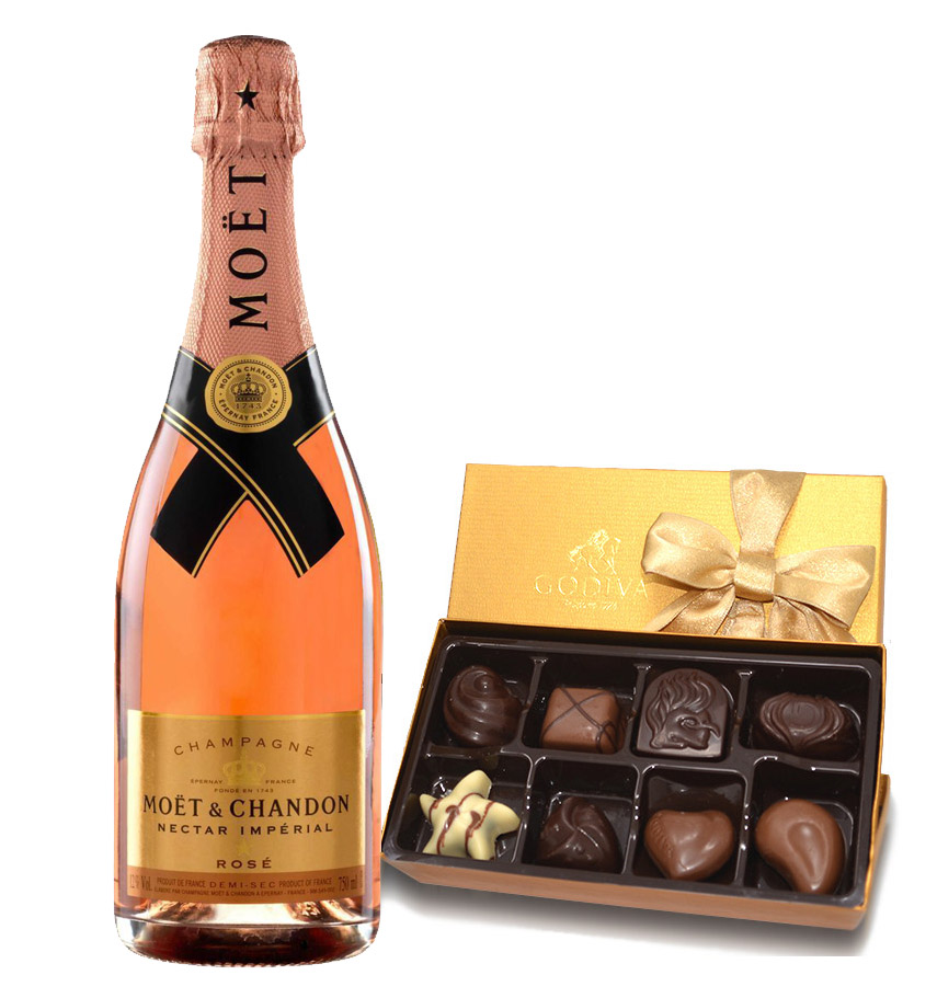 Moet & Chandon Nectar Imperial Rose Champagne & Godiva Chocolates Gift Box