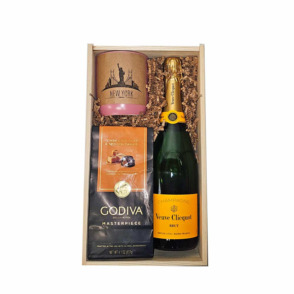 New York City Celebration Gift Set with Champagne & Chocolate